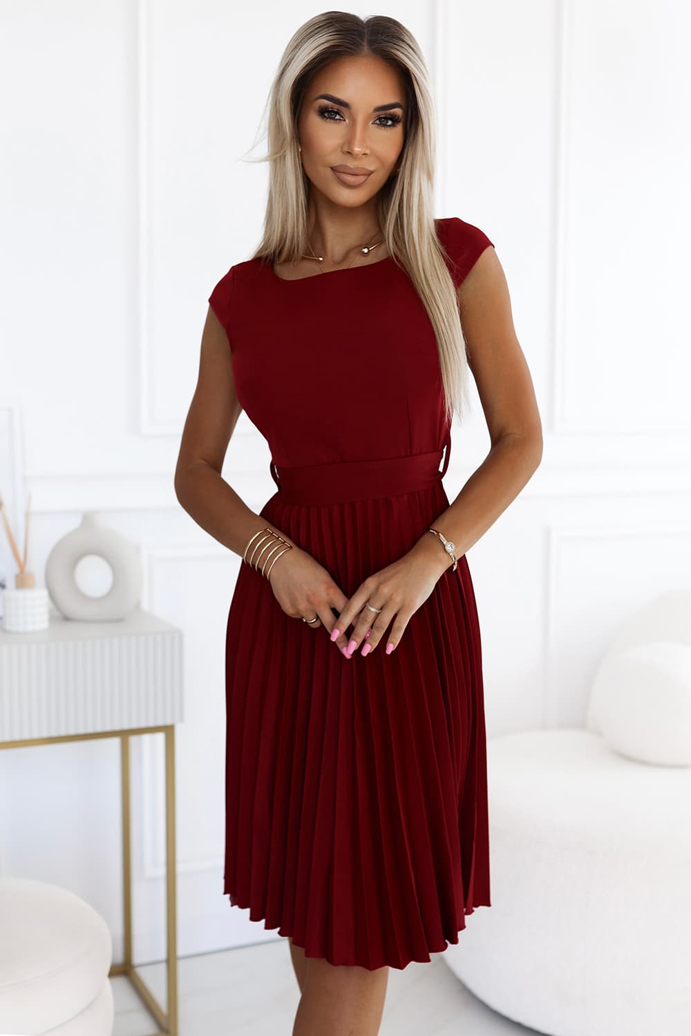 311-15 LILA Rochie plisată cu mânecă scurtă - VISINIU