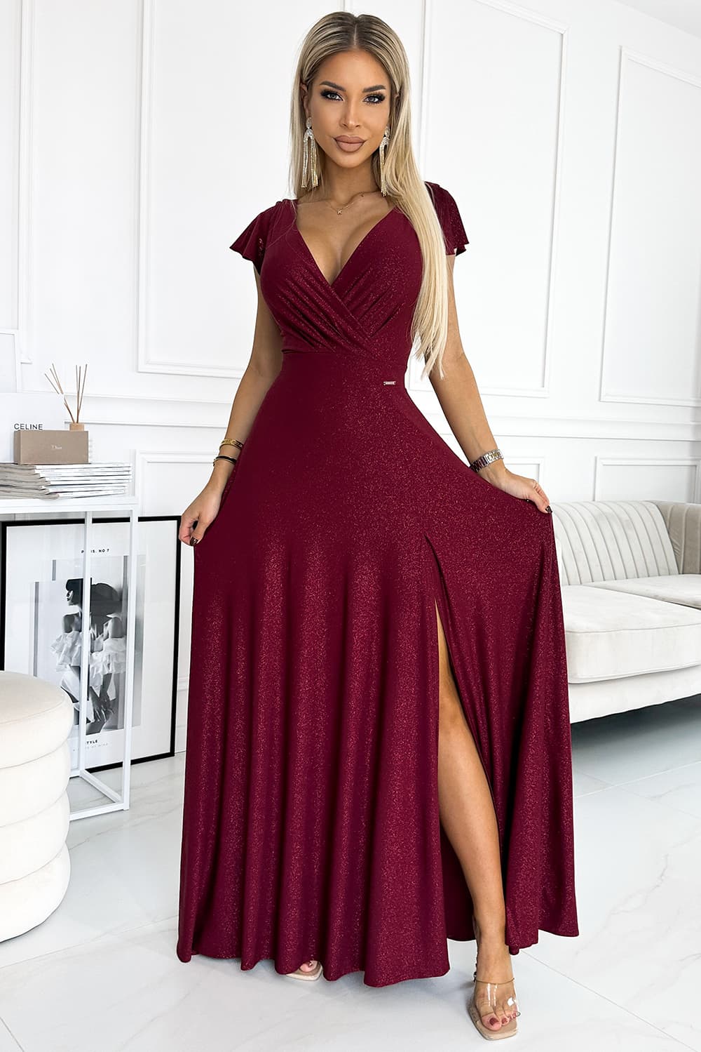 411-8 CRYSTAL rochie lungă strălucitoare cu decolteu - VISINIU